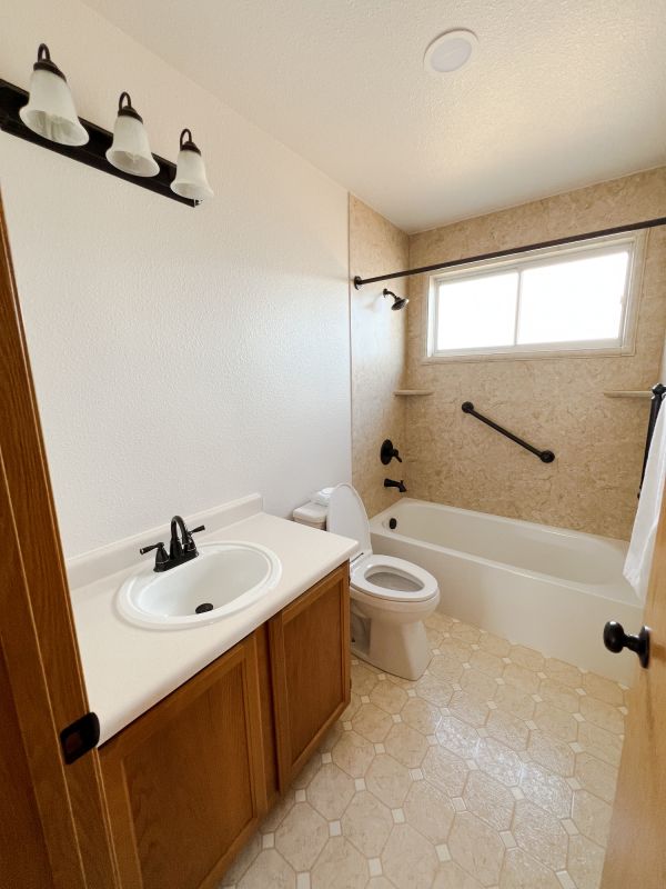 Top Bathroom Remodeling Companies in Broadview Heights, OH
